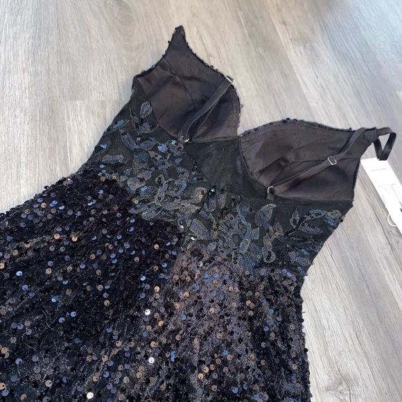 amazon - Picture 4 of 4